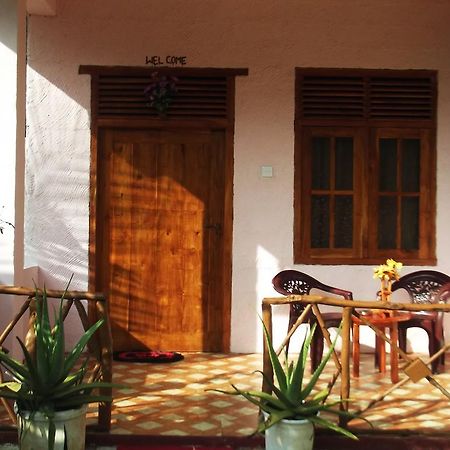 Star Sun Homestay Тангалла Экстерьер фото