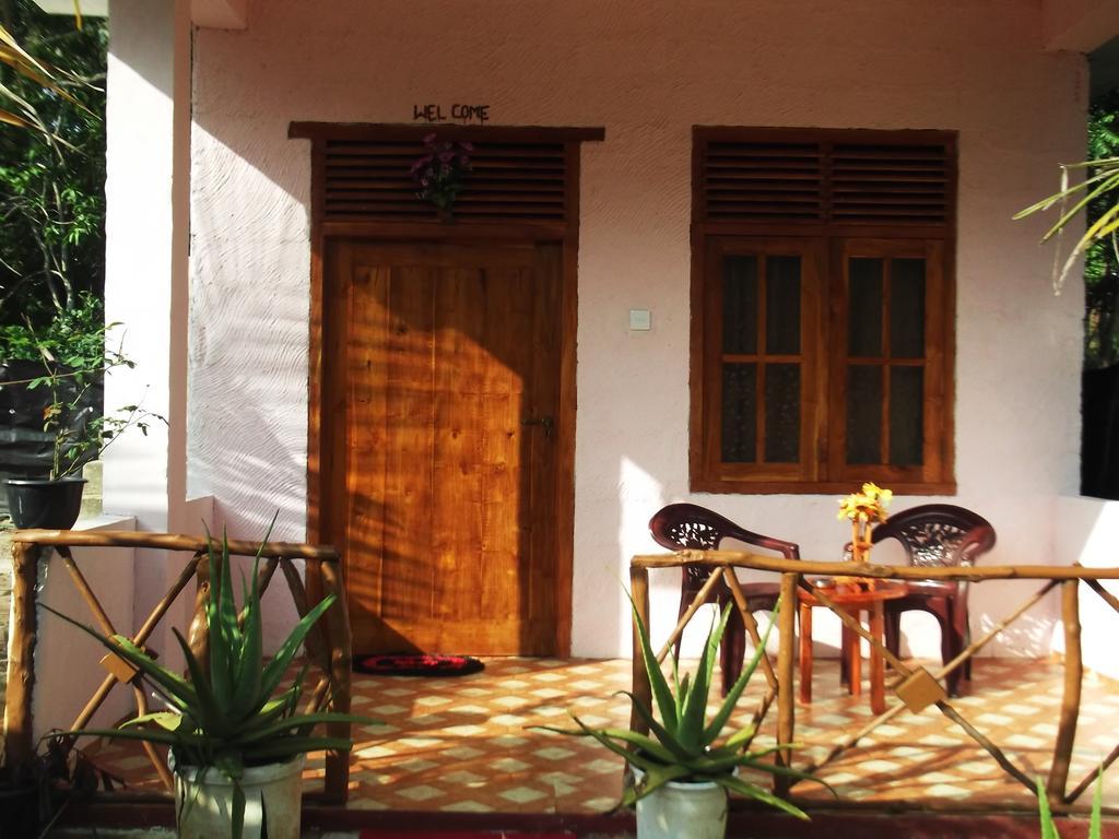 Star Sun Homestay Тангалла Экстерьер фото